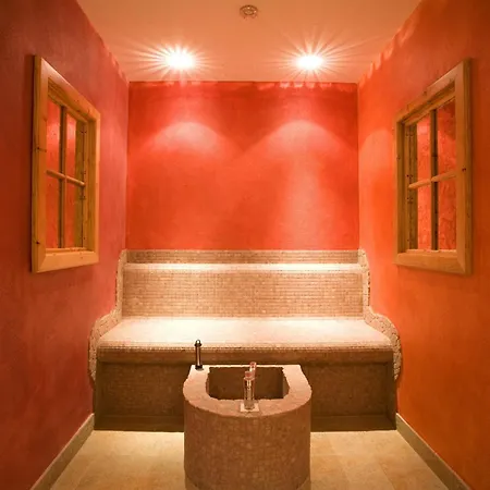 Hotel Seraina 3*