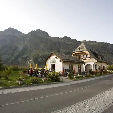 Hotel Seraina