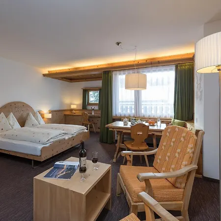 Hotel Seraina 3*