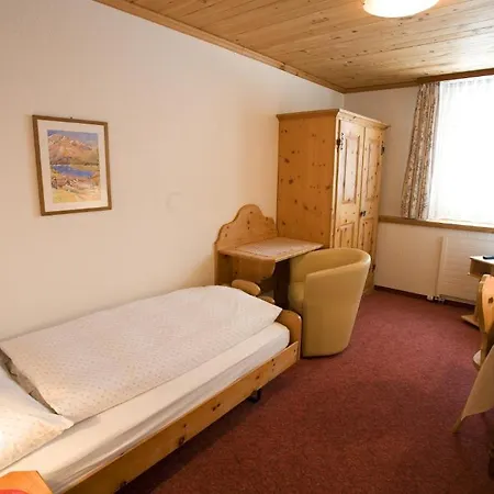 Seraina Hotel 3*